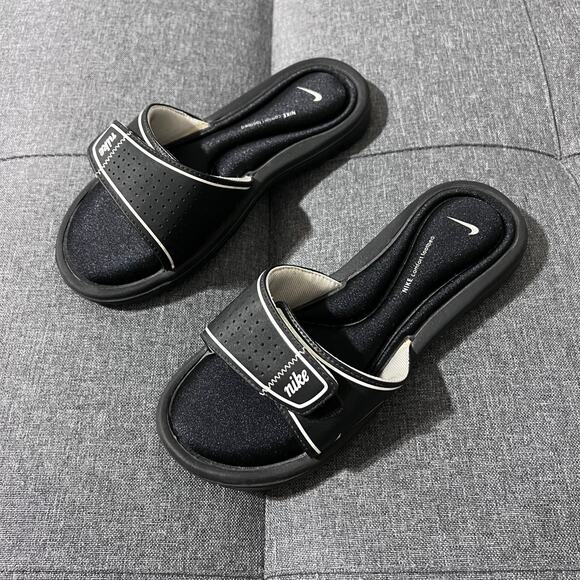 Nike Shoes - Nike Sandal Women 8 Black Comfort Footbed Slide Comfort